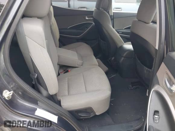 2016 Hyundai Santa Fe с VIN 5XYZT3LB1GG314676, выставлен на аукционе IAAI как лот 43166964 с пробегом 145 136 миль миль и . История ставок и продаж доступна на DreamBid. Изображение 8.