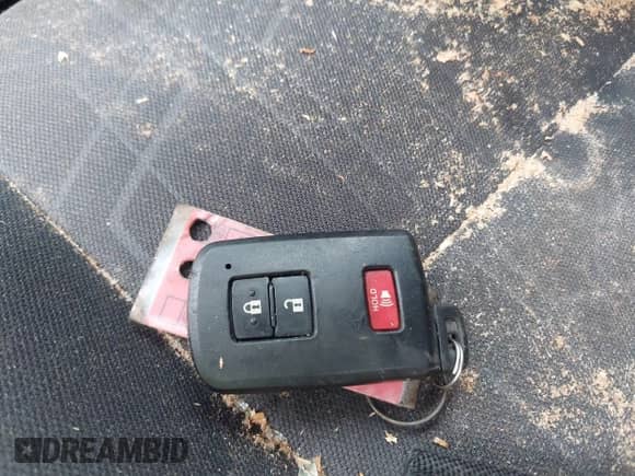 2018 Toyota Tacoma SR5 z VIN 5TFSZ5AN9JX161137, wystawiony jako IAAI lot #42857176 z przebiegiem Nie podano mil oraz . Historia ofert i sprzedaży dostępna na DreamBid. Obrazek 11.