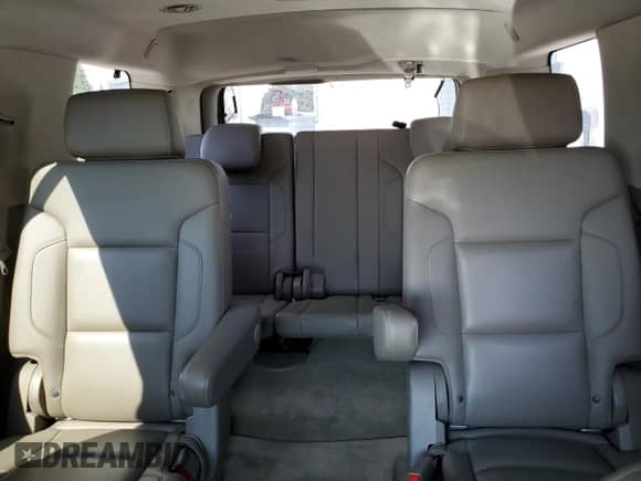 2015 Chevrolet Tahoe LT с VIN 1GNSKBKC2FR166375, выставлен на аукционе Copart как лот 80319435 с пробегом 216 976 миль миль и Списание • Salvage title. История ставок и продаж доступна на DreamBid. Изображение 10.