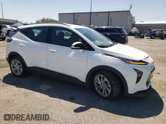 2023 Chevrolet Bolt EUV LT with VIN 1G1FY6S06P4146854, listed as a Copart auction lot 65814264 with 28,216 mi miles and Salvage title. Bid and sale history available at DreamBid. Image 4.