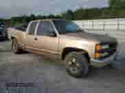 1997 Chevrolet Silverado 1500 with VIN 2GCEC19R2V1260366, listed as a Copart auction lot 85531335 with 294,145 mi miles and Clean title. Bid and sale history available at DreamBid. Image 4.