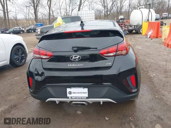 2020 Hyundai Veloster 2.0 z VIN KMHTG6AF7LU022052, wystawiony jako IAAI lot #41715901 z przebiegiem 73 408 mil mil oraz . Historia ofert i sprzedaży dostępna na DreamBid. Obrazek 16.