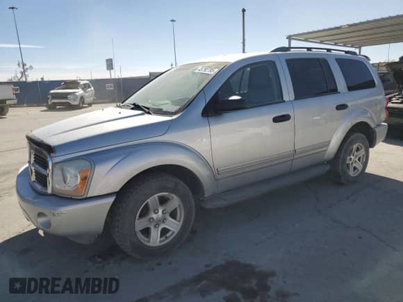 2005 Dodge Durango SLT с VIN 1D4HD48D75F552866, выставлен на аукционе Copart как лот 45792795 с пробегом 166 531 миль миль и Чистый • Clean title. История ставок и продаж доступна на DreamBid. Изображение 1.