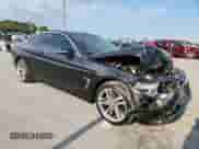 2018 BMW 4 Series 430i xDrive z VIN WBA4W5C5XJAA49884, wystawiony jako Copart lot #81122585 z przebiegiem 74 228 mil mil oraz Szkoda całkowita • Salvage title. Historia ofert i sprzedaży dostępna na DreamBid. Obrazek 4.