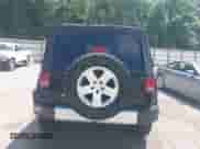 2010 Jeep Wrangler Sahara с VIN 1J4AA5D16AL110711, выставлен на аукционе IAAI как лот 42751095 с пробегом 266 079 миль миль и . История ставок и продаж доступна на DreamBid. Изображение 16.