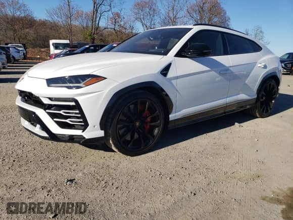 2021 Lamborghini Urus with VIN ZPBUA1ZL8MLA11388, listed as a Copart auction lot 81306374 with 30,219 mi miles and Salvage title. Bid and sale history available at DreamBid. Image 1.