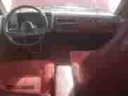 1991 Chevrolet S-10 z VIN 1GCCS19Z4M0204465, wystawiony jako Copart lot #77198684 z przebiegiem 147 796 mil mil oraz Szkoda całkowita • Salvage title. Historia ofert i sprzedaży dostępna na DreamBid. Obrazek 8.