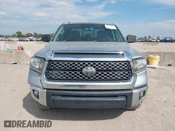 2018 Toyota Tundra SR5 z VIN 5TFRM5F14JX125410, wystawiony jako IAAI lot #43474801 z przebiegiem 177 267 mil mil oraz . Historia ofert i sprzedaży dostępna na DreamBid. Obrazek 12.