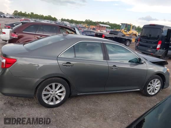 2013 Toyota Camry LE z VIN 4T1BD1FKXDU066965, wystawiony jako IAAI lot #43027264 z przebiegiem 98 455 mil mil oraz . Historia ofert i sprzedaży dostępna na DreamBid. Obrazek 13.