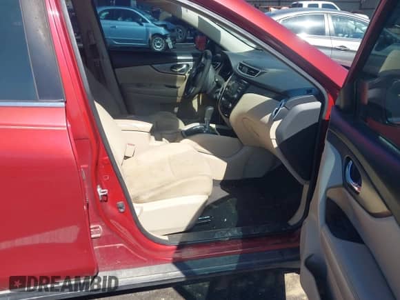 2016 Nissan Rogue SV with VIN KNMAT2MT6GP655003, listed as a IAAI auction lot 43419832 with 155,201 mi miles and . Bid and sale history available at DreamBid. Image 5.