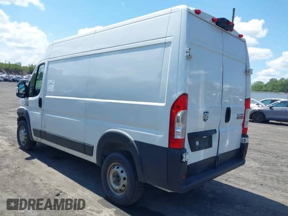 2019 Ram ProMaster Cargo с VIN 3C6TRVCG5KE546416, выставлен на аукционе IAAI как лот 42799154 с пробегом 181 635 миль миль и . История ставок и продаж доступна на DreamBid. Изображение 3.