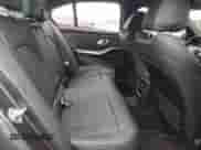 2021 BMW 3 Series 330e xDrive с VIN 3MW5P9J02M8B56487, выставлен на аукционе Copart как лот 40165144 с пробегом 31 033 миль миль и . История ставок и продаж доступна на DreamBid. Изображение 10.