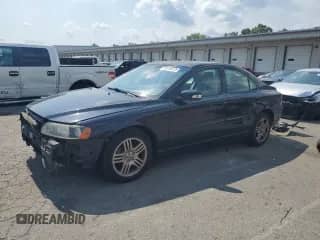 2007 Volvo S60 2.5L Turbo с VIN YV1RS592372616688, выставлен на аукционе Copart как лот 69246875 с пробегом 173 124 миль миль и Списание • Salvage title. История ставок и продаж доступна на DreamBid. Изображение 1.