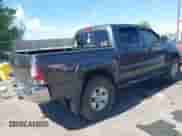 2011 Toyota Tacoma z VIN 3TMLU4EN6BM078747, wystawiony jako IAAI lot #42421983 z przebiegiem 124 770 mil mil oraz . Historia ofert i sprzedaży dostępna na DreamBid. Obrazek 4.