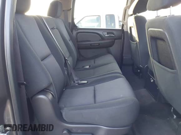 2012 Chevrolet Suburban LS с VIN 1GNSCHE0XCR143178, выставлен на аукционе IAAI как лот 41447363 с пробегом 96 197 миль миль и . История ставок и продаж доступна на DreamBid. Изображение 8.