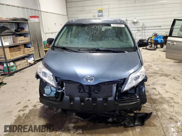 2015 Toyota Sienna L with VIN 5TDZK3DC6FS644020, listed as a Copart auction lot 47598085 with 115,147 mi miles and Salvage title. Bid and sale history available at DreamBid. Image 5.