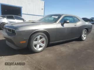 2009 Dodge Challenger R/T z VIN 2B3LJ54T19H623763, wystawiony jako Copart lot #80394845 z przebiegiem 106 213 mil mil oraz Czysty tytuł • Clean title. Historia ofert i sprzedaży dostępna na DreamBid. Obrazek 1.