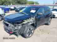 2018 Jeep Compass Trailhawk с VIN 3C4NJDDBXJT403901, выставлен на аукционе IAAI как лот 43123640 с пробегом 103 211 миль миль и . История ставок и продаж доступна на DreamBid. Изображение 2.