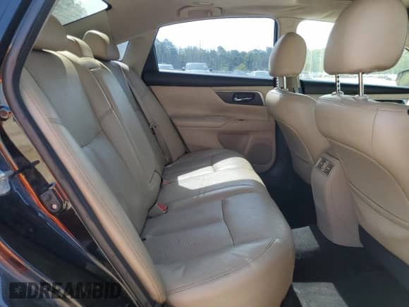 2016 Nissan Altima SL с VIN 1N4AL3AP1GC111812, выставлен на аукционе Copart как лот 67188515 с пробегом 176 778 миль миль и Списание • Salvage title. История ставок и продаж доступна на DreamBid. Изображение 10.