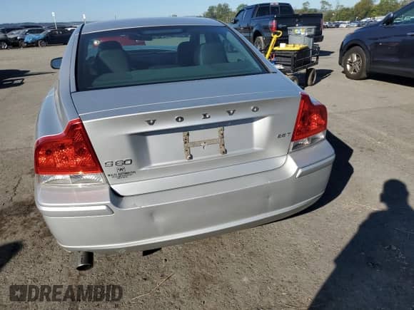 2009 Volvo S60 2.5T с VIN YV1RS592X92727435, выставлен на аукционе Copart как лот 81944285 с пробегом 208 291 миль миль и Списание • Salvage title. История ставок и продаж доступна на DreamBid. Изображение 6.