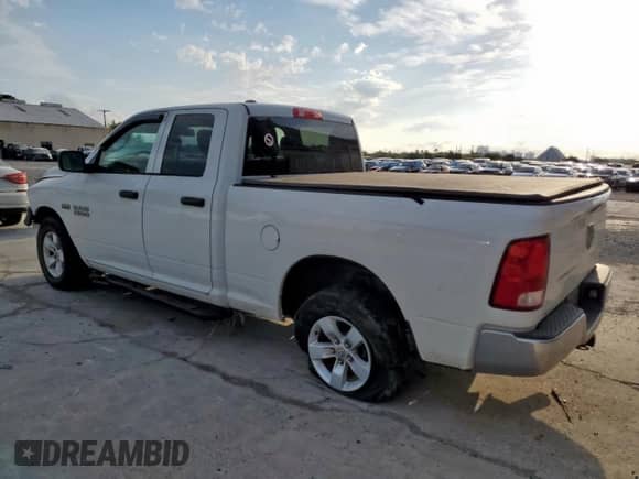 2018 Ram 1500 Tradesman z VIN 1C6RR6FT7JS340468, wystawiony jako Copart lot #67750655 z przebiegiem 66 096 mil mil oraz Szkoda całkowita • Salvage title. Historia ofert i sprzedaży dostępna na DreamBid. Obrazek 2.
