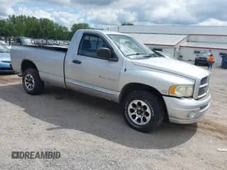 2005 Dodge 1500 SLT z VIN 1D7HU16D45J623331, wystawiony jako IAAI lot #43043537 z przebiegiem 89 293 mil mil oraz . Historia ofert i sprzedaży dostępna na DreamBid. Obrazek 1.