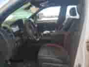 2022 Ram 1500 TRX z VIN 1C6SRFU99NN102201, wystawiony jako Copart lot #69654795 z przebiegiem Nie podano mil oraz Czysty tytuł • Clean title. Historia ofert i sprzedaży dostępna na DreamBid. Obrazek 7.