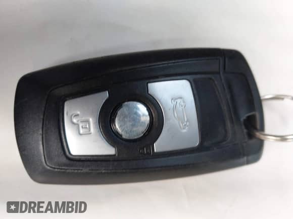 2015 BMW 3 Series 320i with VIN WBA3B1G50FNT06932, listed as a IAAI auction lot 43301260 with 101,305 mi miles and . Bid and sale history available at DreamBid. Image 11.