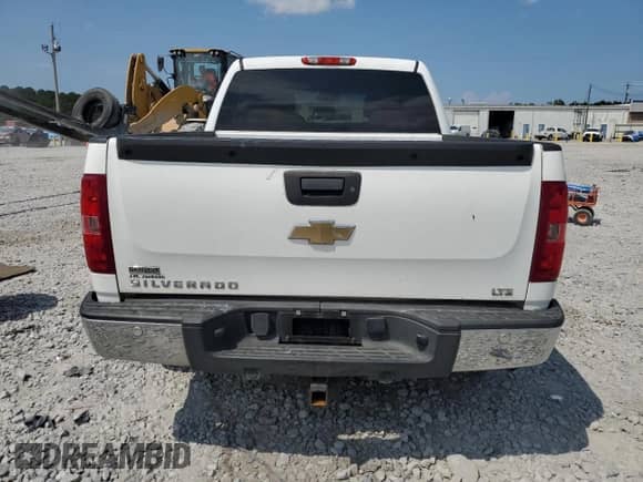 2011 Chevrolet Silverado 1500 LTZ z VIN 3GCPKTE33BG362173, wystawiony jako Copart lot #69928515 z przebiegiem 161 485 mil mil oraz Szkoda całkowita • Salvage title. Historia ofert i sprzedaży dostępna na DreamBid. Obrazek 6.