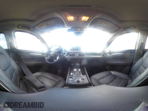 2025 Mazda CX-5 S Preferred z VIN JM3KFBCLXS0639098, wystawiony jako IAAI lot #43478449 z przebiegiem 17 370 mil mil oraz . Historia ofert i sprzedaży dostępna na DreamBid. Obrazek 18.