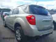 2015 Chevrolet Equinox LT z VIN 2GNFLGE39F6193334, wystawiony jako IAAI lot #43052326 z przebiegiem 147 320 mil mil oraz . Historia ofert i sprzedaży dostępna na DreamBid. Obrazek 3.