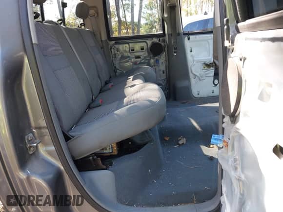2007 Dodge 1500 SLT with VIN 1D7HU18287S267717, listed as a IAAI auction lot 43523642 with Not provided miles and . Bid and sale history available at DreamBid. Image 8.