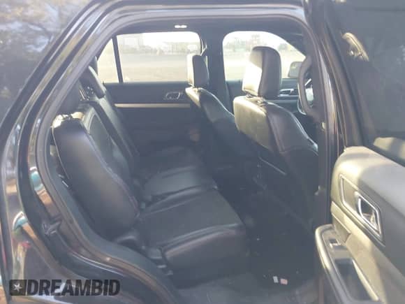 2018 Ford Explorer XLT with VIN 1FM5K7D89JGC38989, listed as a IAAI auction lot 43245513 with 145,147 mi miles and . Bid and sale history available at DreamBid. Image 8.