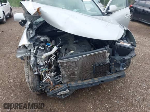2010 Hyundai Veracruz Limited with VIN KM8NU4CC7AU131410, listed as a IAAI auction lot 42694673 with 139,956 mi miles and . Bid and sale history available at DreamBid. Image 6.