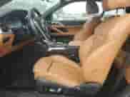 2023 BMW 4 Series 430i z VIN WBA23AT0XPCM11087, wystawiony jako Copart lot #54893025 z przebiegiem 35 703 mil mil oraz Czysty tytuł • Clean title. Historia ofert i sprzedaży dostępna na DreamBid. Obrazek 7.