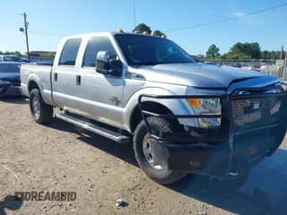 2016 Ford F-250 Lariat z VIN 1FT7W2BT8GEB11067, wystawiony jako IAAI lot #42583996 z przebiegiem 141 478 mil mil oraz . Historia ofert i sprzedaży dostępna na DreamBid. Obrazek 1.