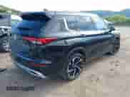2023 Mitsubishi Outlander SEL z VIN JA4J4VA87PZ019896, wystawiony jako IAAI lot #42646987 z przebiegiem 22 494 mil mil oraz . Historia ofert i sprzedaży dostępna na DreamBid. Obrazek 4.