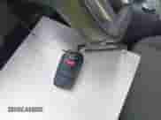 2024 Toyota Tacoma SR5 z VIN 3TYKB5FN6RT007410, wystawiony jako IAAI lot #43205199 z przebiegiem 26 768 mil mil oraz . Historia ofert i sprzedaży dostępna na DreamBid. Obrazek 11.