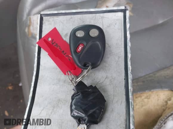 2005 Chevrolet Avalanche Z71 with VIN 3GNEK12Z05G192290, listed as a IAAI auction lot 43530152 with 300,847 mi miles and . Bid and sale history available at DreamBid. Image 11.