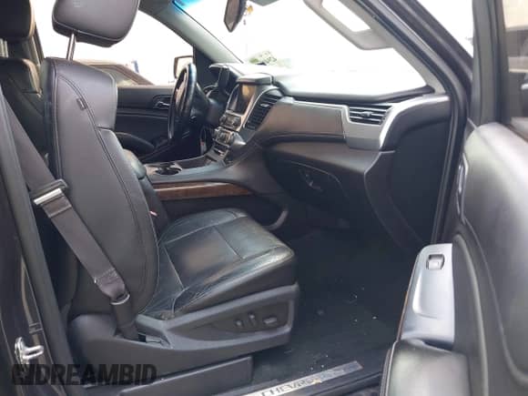 2015 Chevrolet Tahoe LT with VIN 1GNSCBKC6FR138401, listed as a IAAI auction lot 42940030 with 241,046 mi miles and . Bid and sale history available at DreamBid. Image 5.