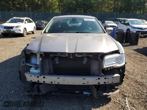 2015 Chrysler 300 Limited with VIN 2C3CCAAG7FH891676, listed as a Copart auction lot 82326715 with 101,159 mi miles and Salvage title. Bid and sale history available at DreamBid. Image 5.