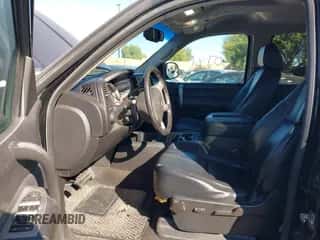 2008 Chevrolet Silverado 1500 1LT z VIN 2GCEC13JX81163391, wystawiony jako IAAI lot #43530781 z przebiegiem 204 330 mil mil oraz . Historia ofert i sprzedaży dostępna na DreamBid. Obrazek 5.