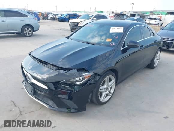 2020 Mercedes-Benz CLA 250 z VIN WDD5J4GB1LN043941, wystawiony jako IAAI lot #43011919 z przebiegiem 143 547 mil mil oraz . Historia ofert i sprzedaży dostępna na DreamBid. Obrazek 2.