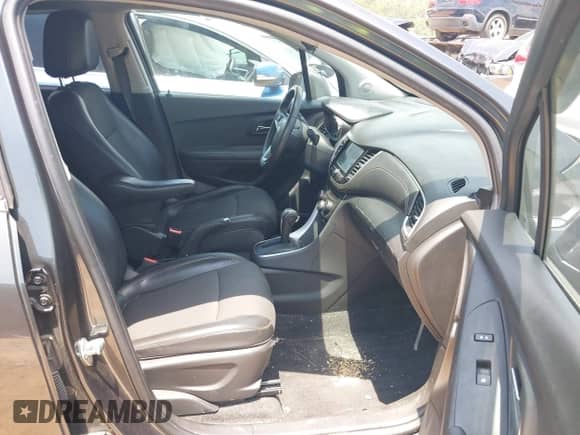 2017 Chevrolet Trax LT с VIN KL7CJPSB8HB109403, выставлен на аукционе IAAI как лот 42720620 с пробегом 74 693 миль миль и . История ставок и продаж доступна на DreamBid. Изображение 5.