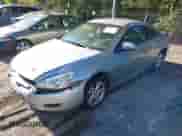 2007 Honda Accord LX z VIN 1HGCM72367A006070, wystawiony jako IAAI lot #43416382 z przebiegiem 179 324 mil mil oraz . Historia ofert i sprzedaży dostępna na DreamBid. Obrazek 2.