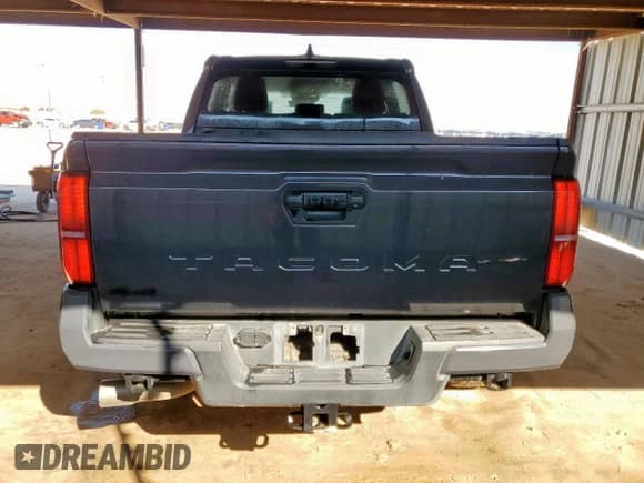 2024 Toyota Tacoma TRD Off Road with VIN 3TMLB5JN3RM035169, listed as a Copart auction lot 86511735 with 27,047 mi miles and Clean title. Bid and sale history available at DreamBid. Image 6.