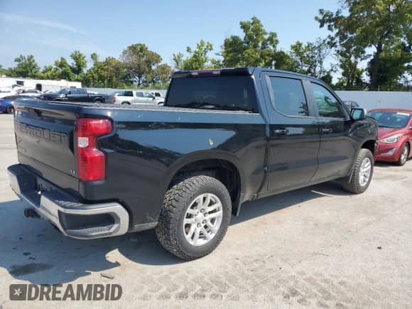 2021 Chevrolet Silverado 1500 LT with VIN 3GCUYDED5MG104448, listed as a Copart auction lot 69136725 with 92,739 mi miles and Salvage title. Bid and sale history available at DreamBid. Image 3.