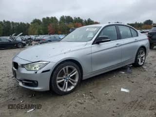 2014 BMW 3 Series 328i xDrive с VIN WBA3B5G55ENS07108, выставлен на аукционе Copart как лот 85864225 с пробегом 104 924 миль миль и Чистый • Clean title. История ставок и продаж доступна на DreamBid. Изображение 1.