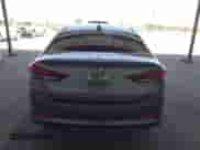 2018 Hyundai Elantra Value Edition z VIN 5NPD84LF3JH324002, wystawiony jako IAAI lot #43056709 z przebiegiem 88 306 mil mil oraz . Historia ofert i sprzedaży dostępna na DreamBid. Obrazek 16.