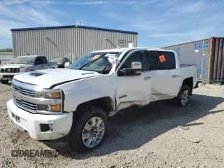 2017 Chevrolet Silverado 2500HD High Country с VIN 1GC1KXEY5HF247304, выставлен на аукционе Copart как лот 56538385 с пробегом Не указан миль и На запчасти • Non repairable. История ставок и продаж доступна на DreamBid. Изображение 1.